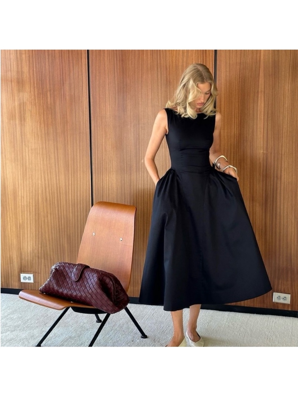Helsa Stretch Cotton Sateen Midi Dress in Black BNOWT - Picture 2 of 9